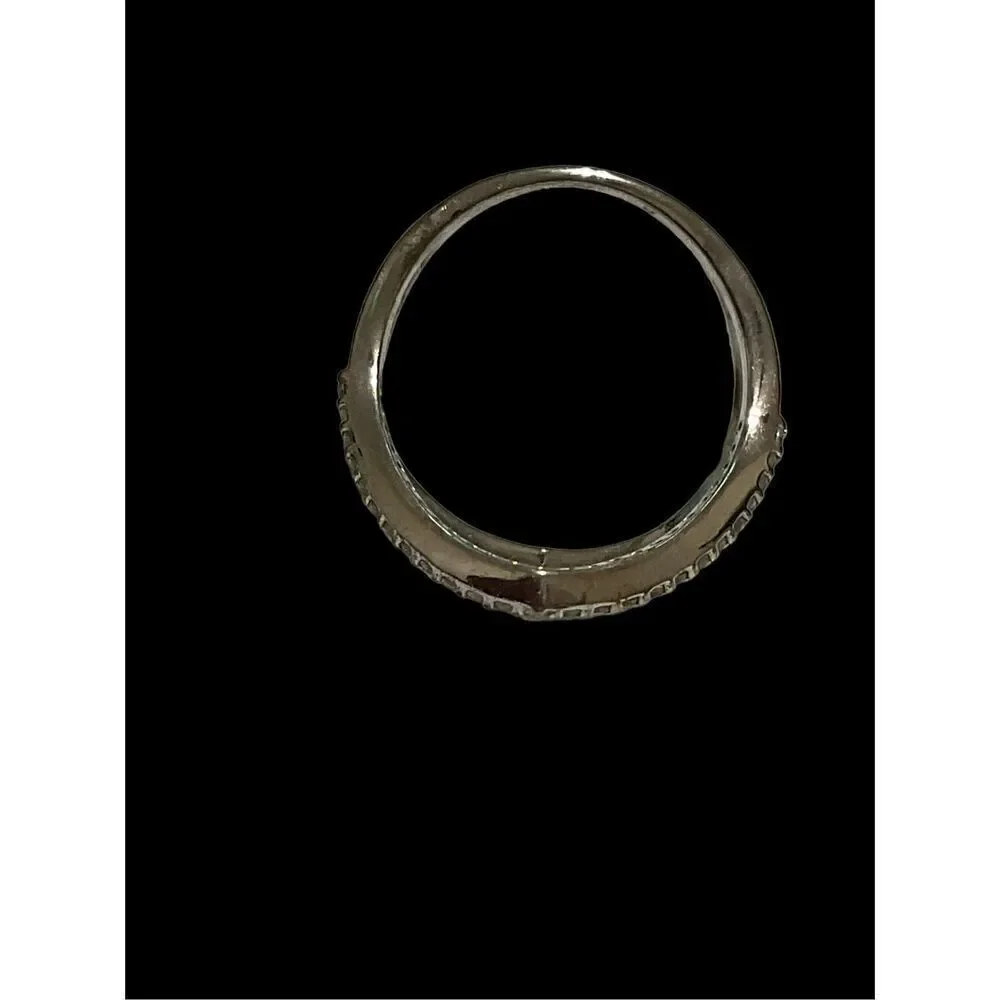 Modern CZ ring - Picture 4 of 16